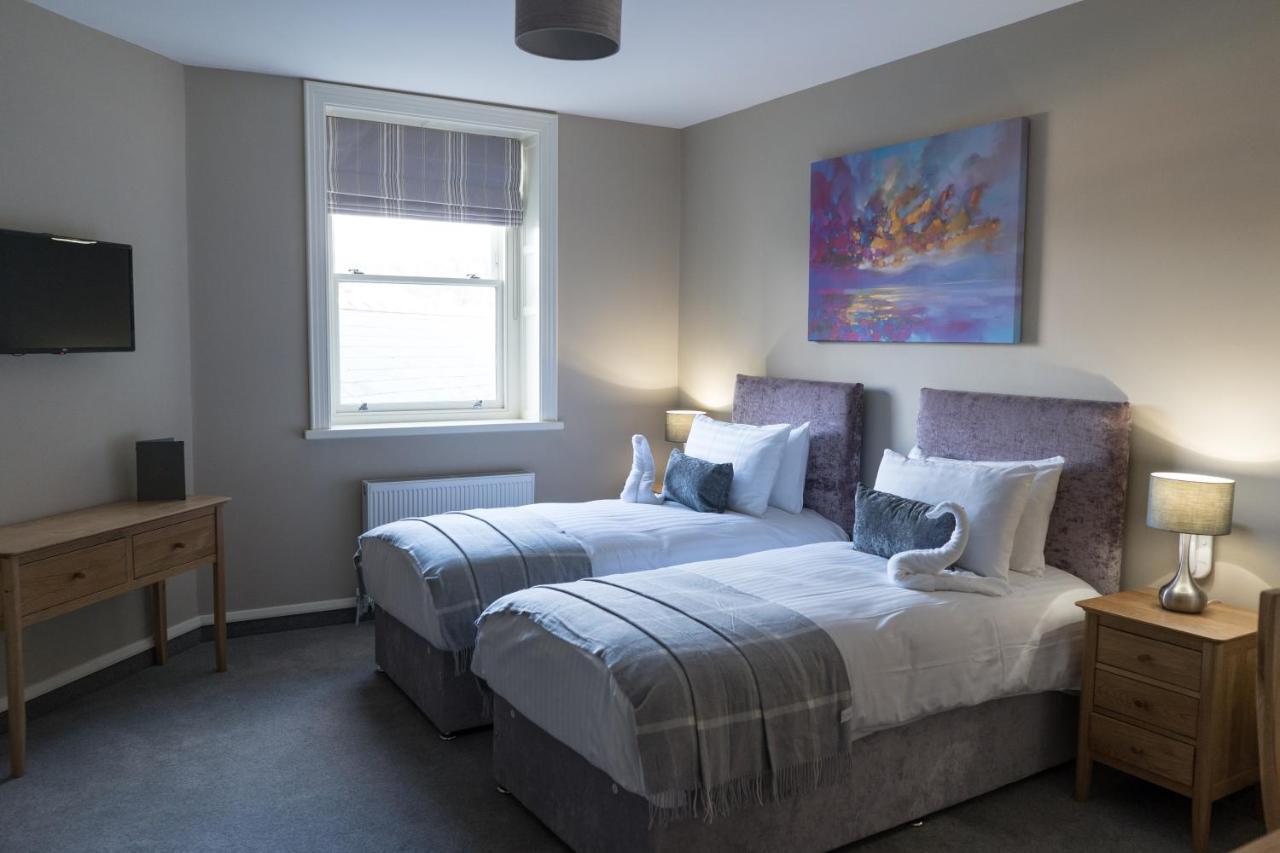 Tredegar Arms Hotel ภายนอก รูปภาพ