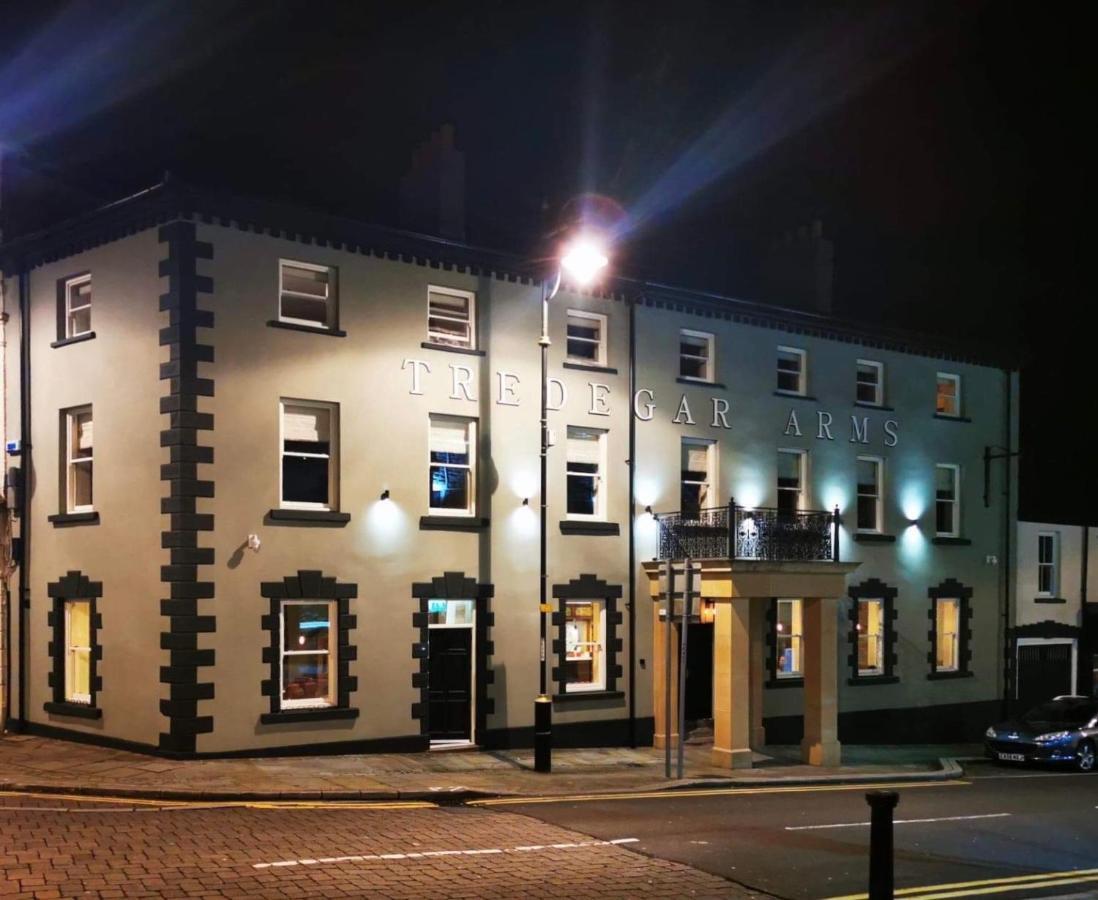 Tredegar Arms Hotel ภายนอก รูปภาพ